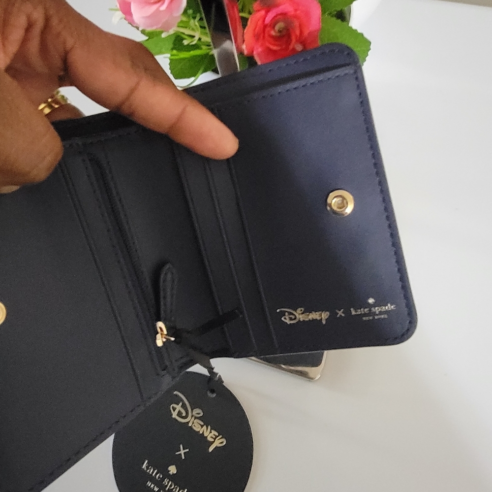 Disney & Kate Spade Small Bifold wallet - Picture 5 of 7